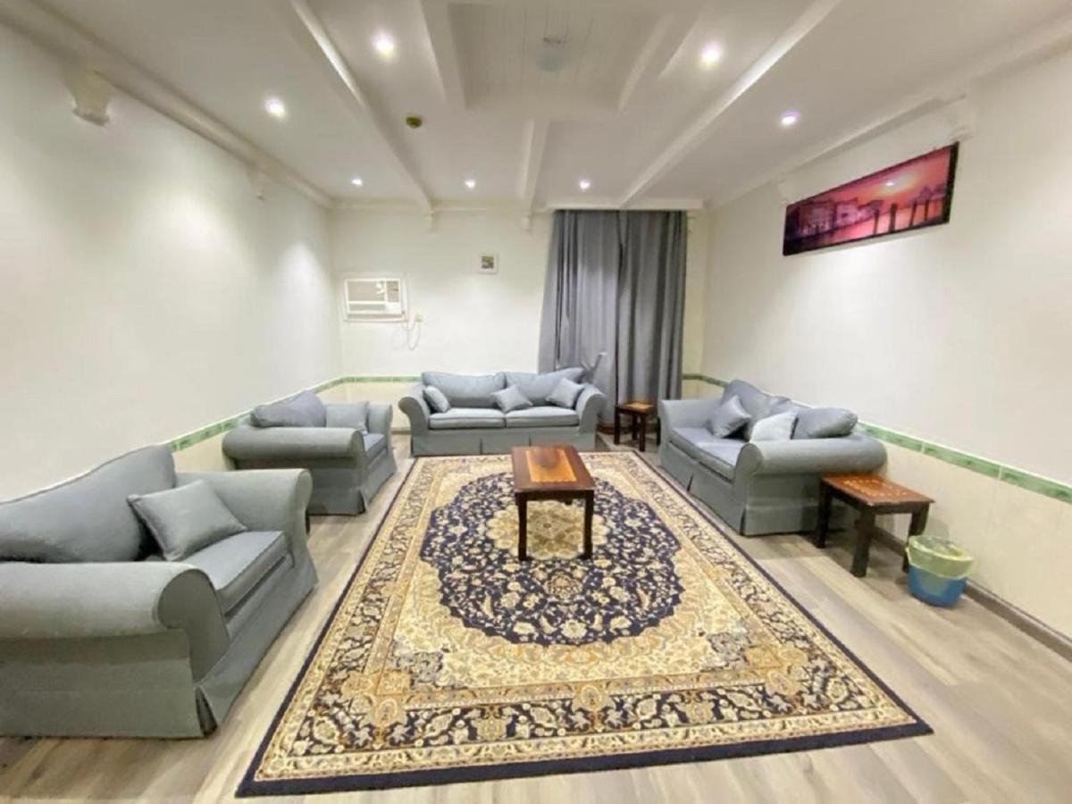 النايفات للوحدات السكنية المفروشة Djeddah Extérieur photo